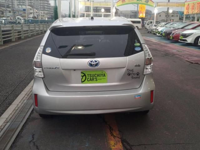 TOYOTA PRIUS ALPHA 2014 Image 31