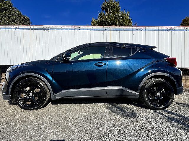 TOYOTA C-HR 2019 Image 31