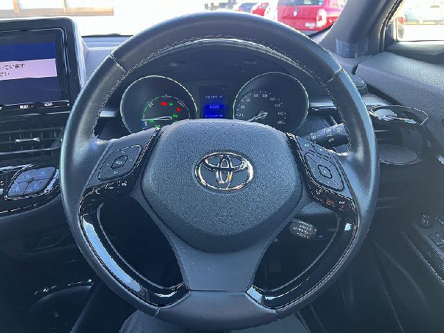 TOYOTA C-HR 2019 Image 31