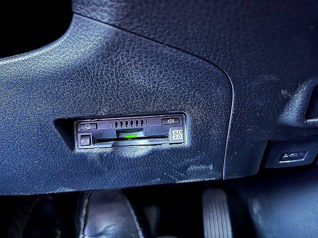 TOYOTA C-HR 2019 Image 31