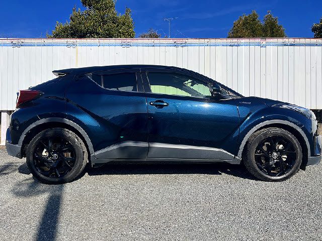 TOYOTA C-HR 2019 Image 31