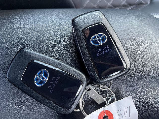 TOYOTA C-HR 2019 Image 31