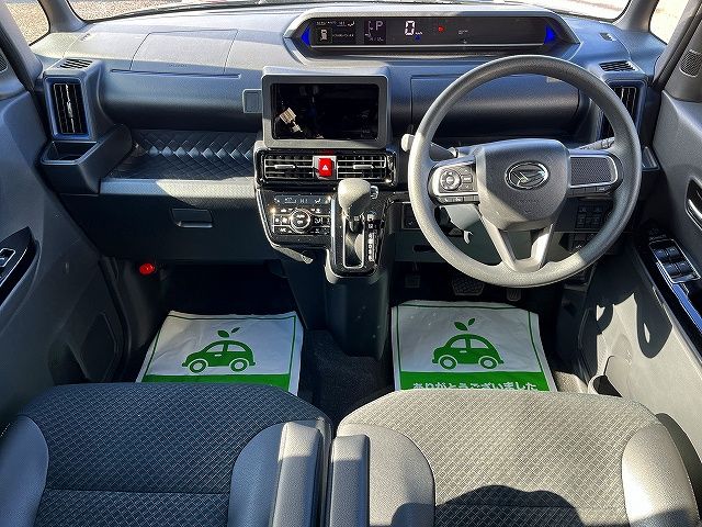 DAIHATSU TANTO CUSTOM 2021 Image 31