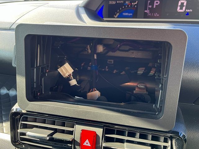 DAIHATSU TANTO CUSTOM 2021 Image 31