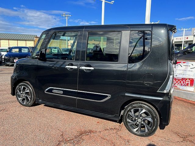 DAIHATSU TANTO CUSTOM 2021 Image 31