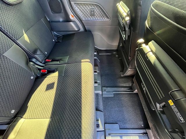 DAIHATSU TANTO CUSTOM 2021 Image 31