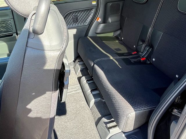 DAIHATSU TANTO CUSTOM 2021 Image 31