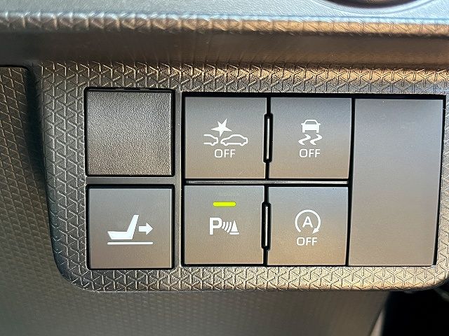 DAIHATSU TANTO CUSTOM 2021 Image 31