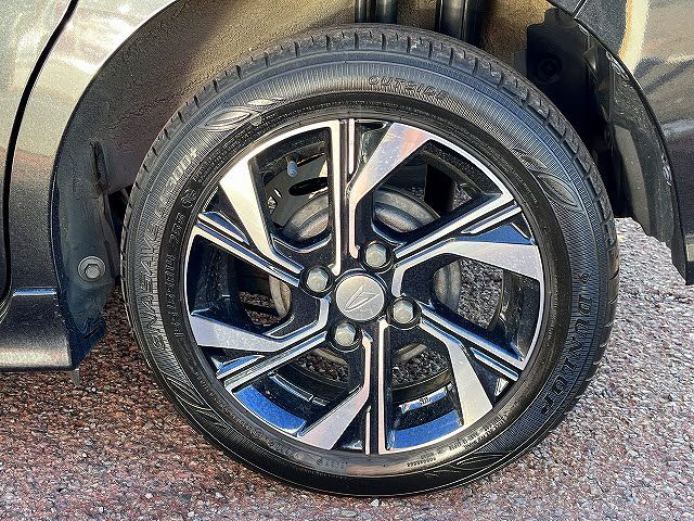 DAIHATSU TANTO CUSTOM 2021 Image 31