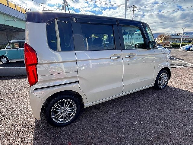 HONDA N BOX 2021 Image 31