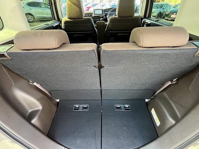 HONDA N BOX 2021 Image 31