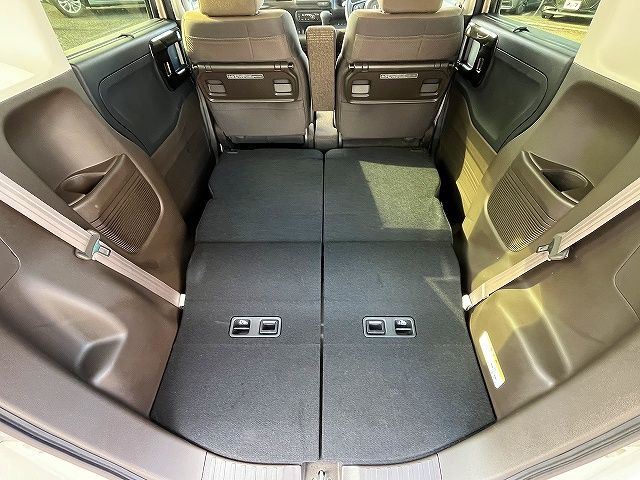 HONDA N BOX 2021 Image 31