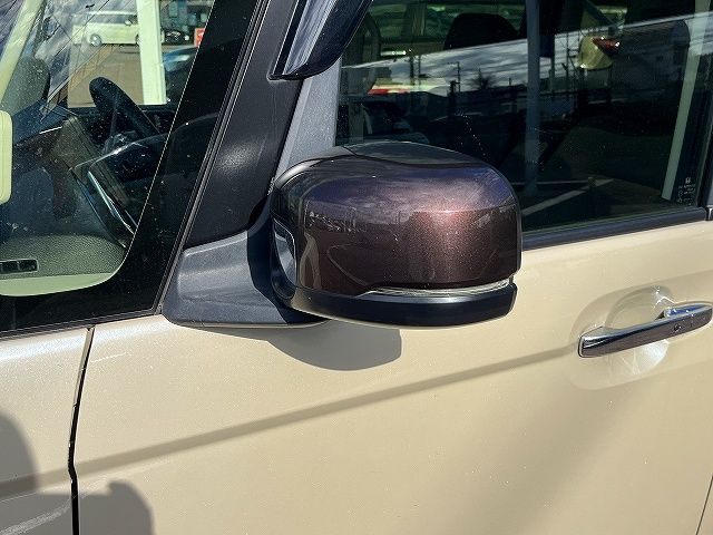 HONDA N BOX 2021 Image 31