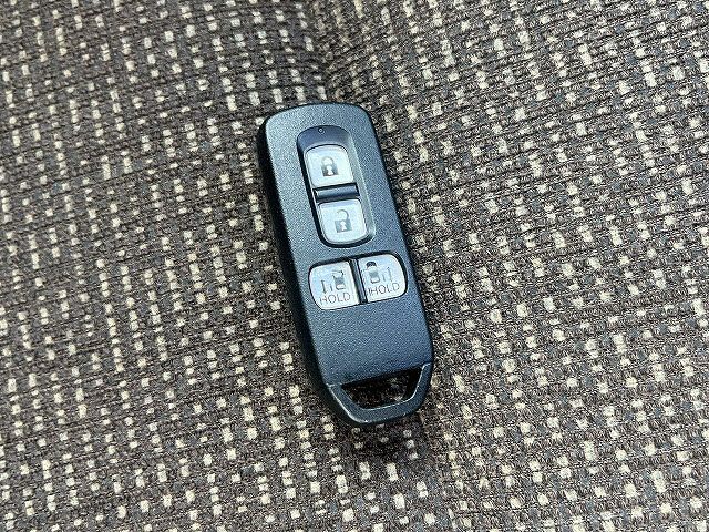 HONDA N BOX 2021 Image 31