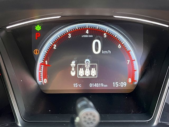 HONDA CIVIC HATCHBACK 2018 Image 31