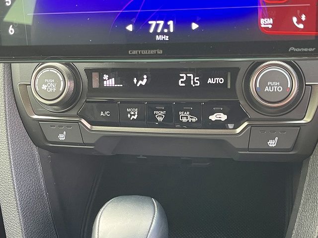 HONDA CIVIC HATCHBACK 2018 Image 31