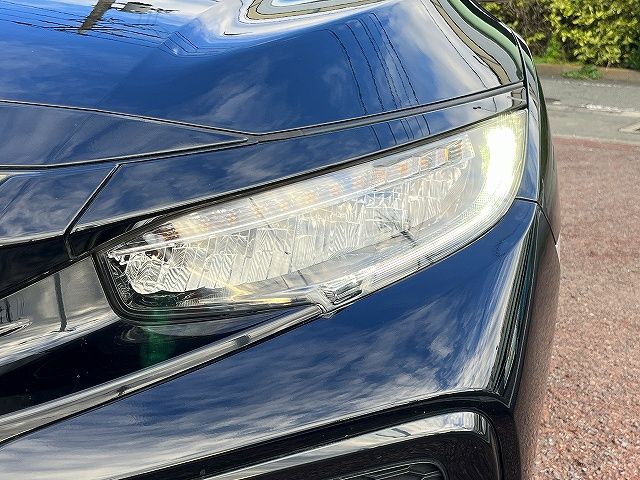 HONDA CIVIC HATCHBACK 2018 Image 31