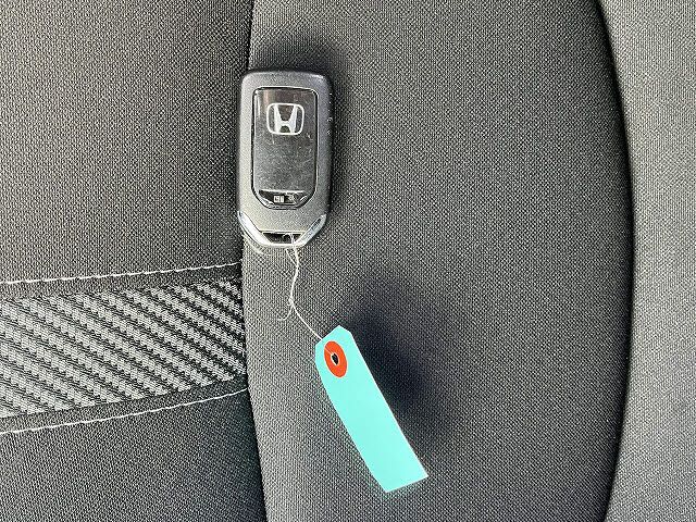 HONDA CIVIC HATCHBACK 2018 Image 31