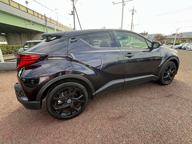 TOYOTA C-HR 2021 Image 31