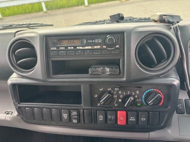 HINO DUTRO 2013 Image 31