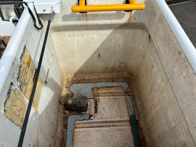 HINO DUTRO 2013 Image 31