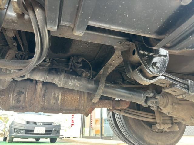 HINO DUTRO 2013 Image 31