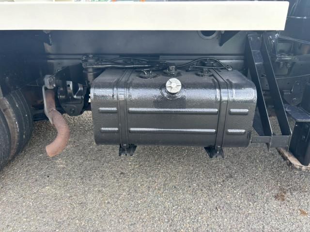 HINO DUTRO 2013 Image 31