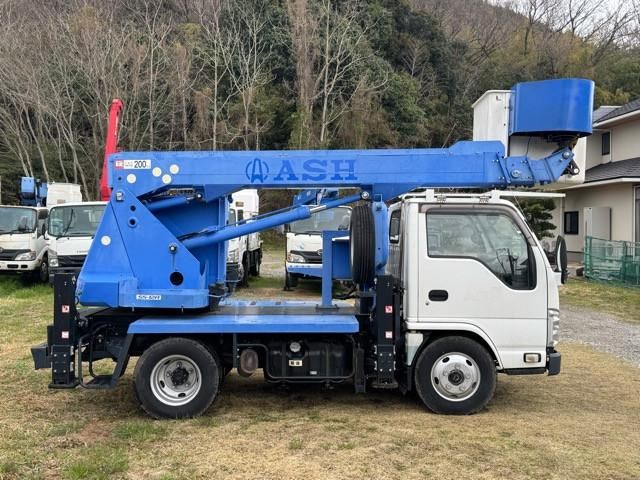 ISUZU ELF 2014 Image 31