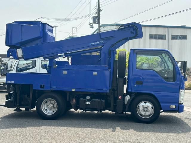 ISUZU ELF 2011 Image 31