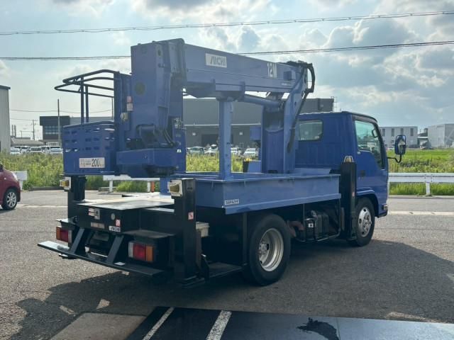 ISUZU ELF 2011 Image 31