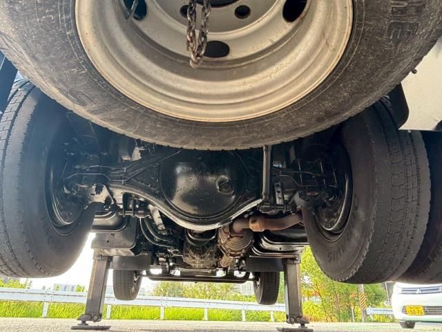 ISUZU ELF 2011 Image 31