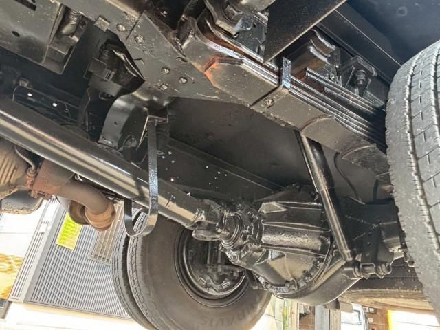 ISUZU ELF 2011 Image 31