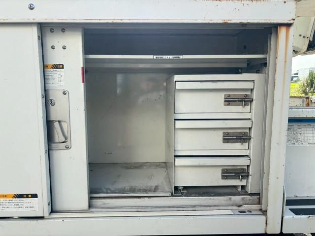 ISUZU ELF 2016 Image 31