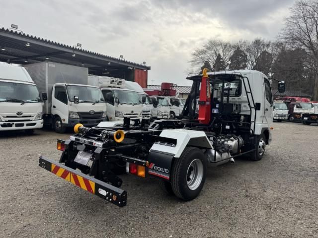 MITSUBISHI FUSOU FIGHTER 2025 Image 31