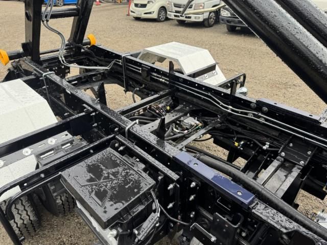 MITSUBISHI FUSOU FIGHTER 2025 Image 31