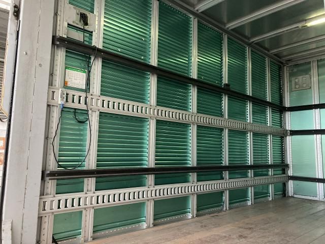 ISUZU ELF 2011 Image 31