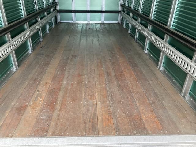 ISUZU ELF 2011 Image 31