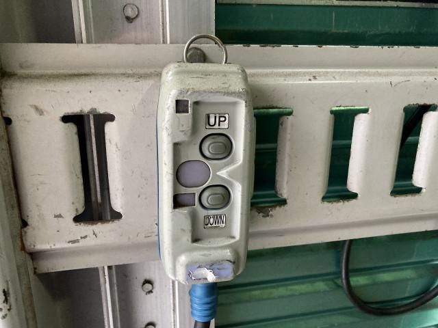 ISUZU ELF 2011 Image 31