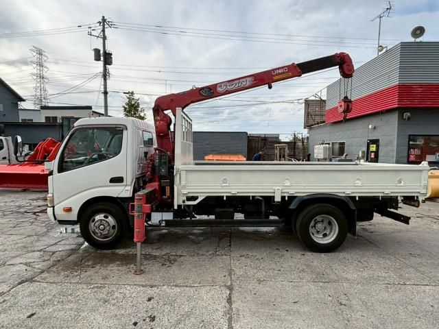 HINO DUTRO 2011 Image 31