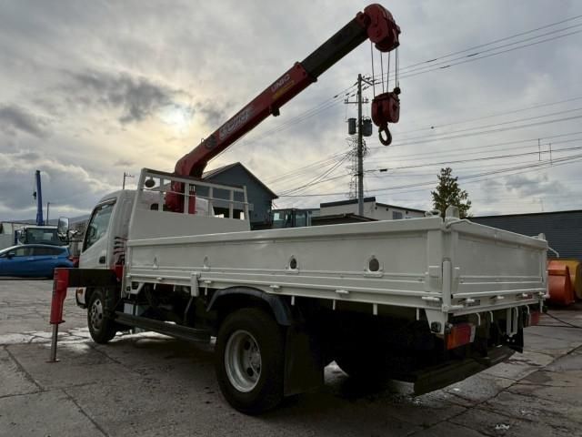 HINO DUTRO 2011 Image 31