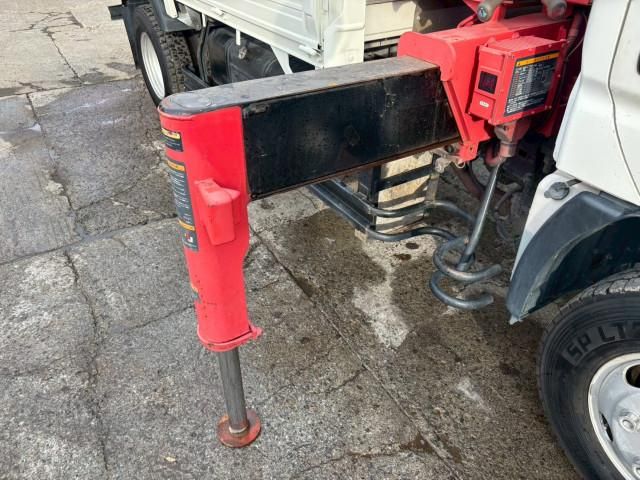 HINO DUTRO 2011 Image 31