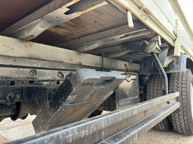 HINO DUTRO 2011 Image 31