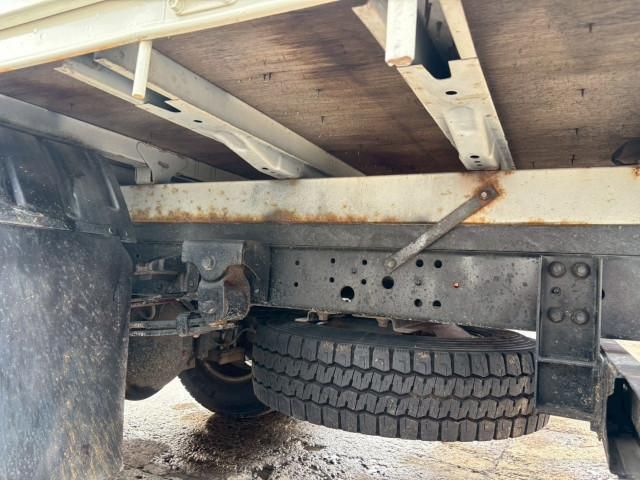 HINO DUTRO 2011 Image 31