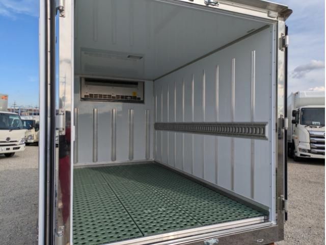 MITSUBISHI CANTER 2025 Image 31