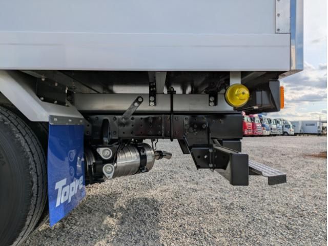 MITSUBISHI CANTER 2025 Image 31