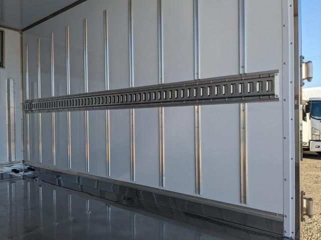 HINO DUTRO 2024 Image 31