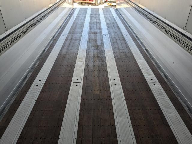 NISSAN DIESEL QUON 2014 Image 31