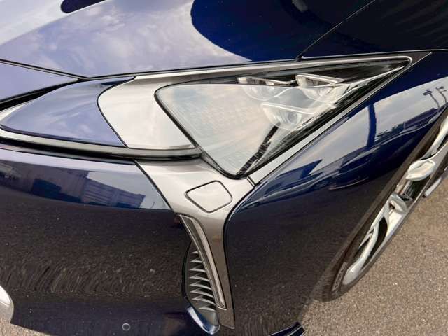 TOYOTA LEXUS LC500 2018 Image 31