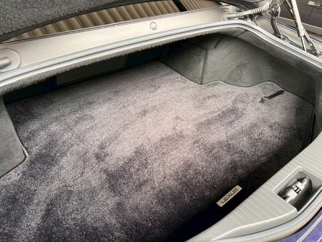 TOYOTA LEXUS LC500 2018 Image 31