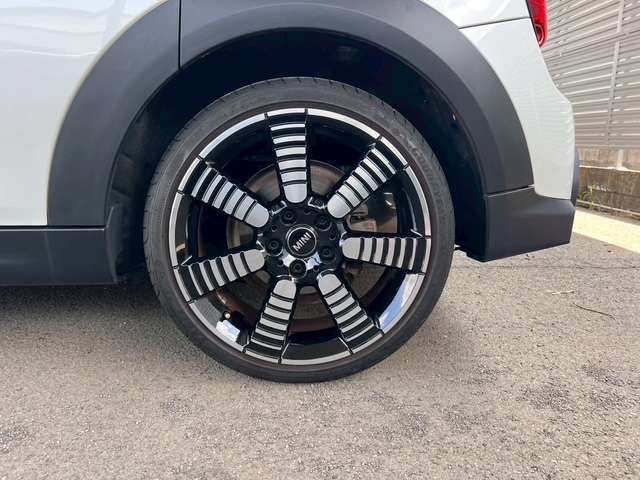 BMW MINI COOPER S 5DOOR 2023 Image 31